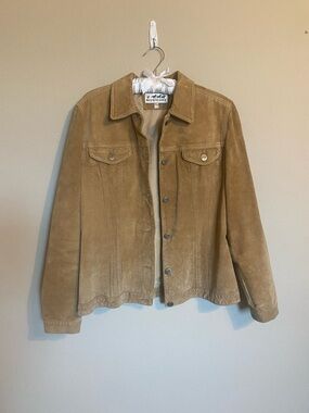 Vintage Suede Jacket in Tan - Women’s Classic Button-Up